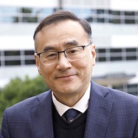 Dr Eric Wong